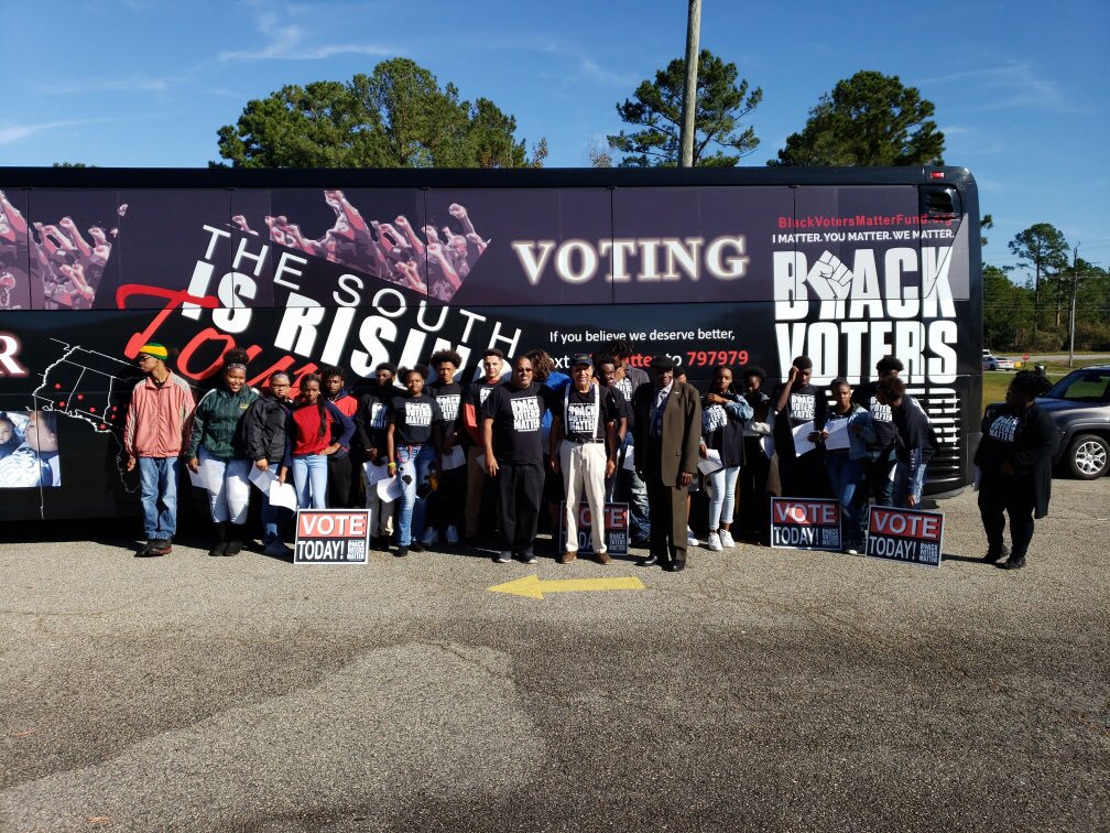 Voters during a get-out-the-vote voting rally in Calhoun County, Georgia, one of stops of “The South Is Rising” bus tour. The tour, which visited various small towns and cities in the South, was organized by Black Voters Matter Fund, a 501(c)(4) organization co-founded by former director of Grantmakers for Southern Progress, LaTosha Brown, and Cliff Albright. Photo courtesy of LaTosha Brown/BVMF.